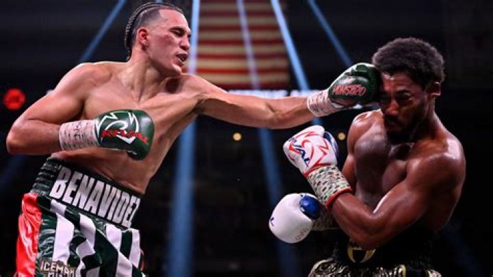 Who Is The Wife Of The Fierce Boxer David Benavidez?